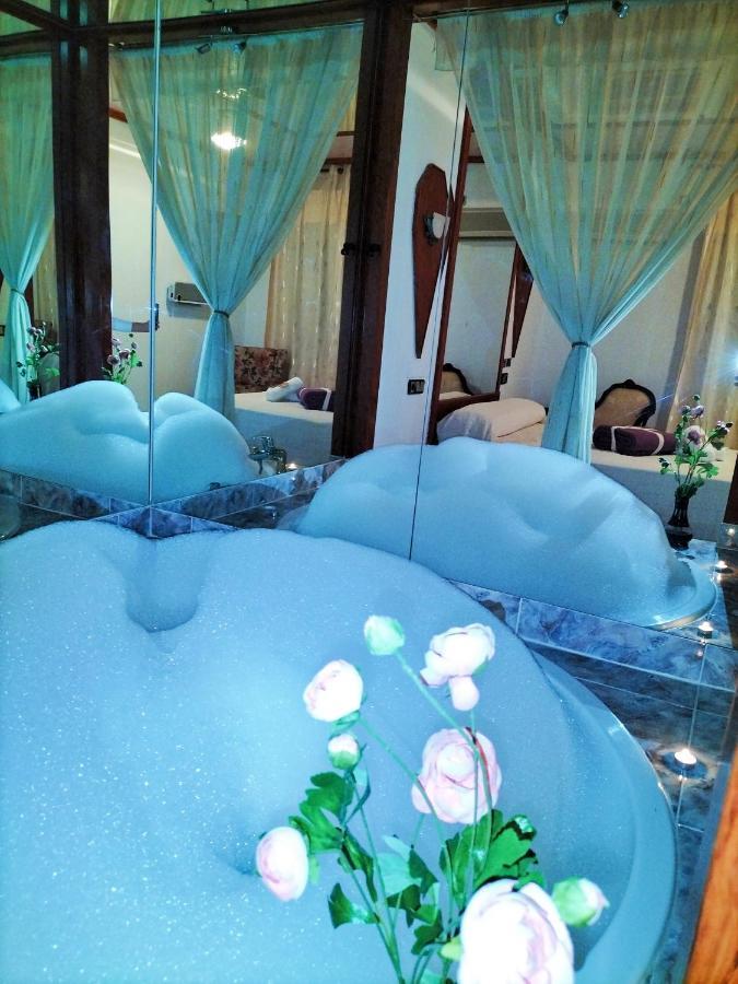 Hostal New York City Sonseca Εξωτερικό φωτογραφία