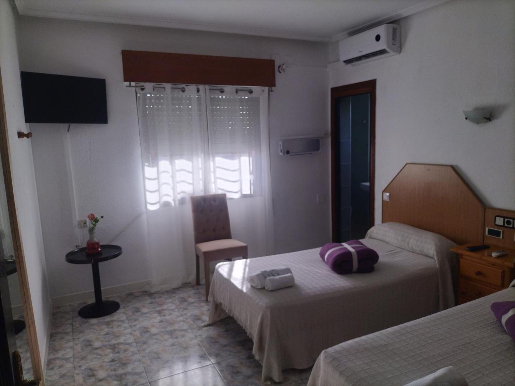 Hostal New York City Sonseca Εξωτερικό φωτογραφία