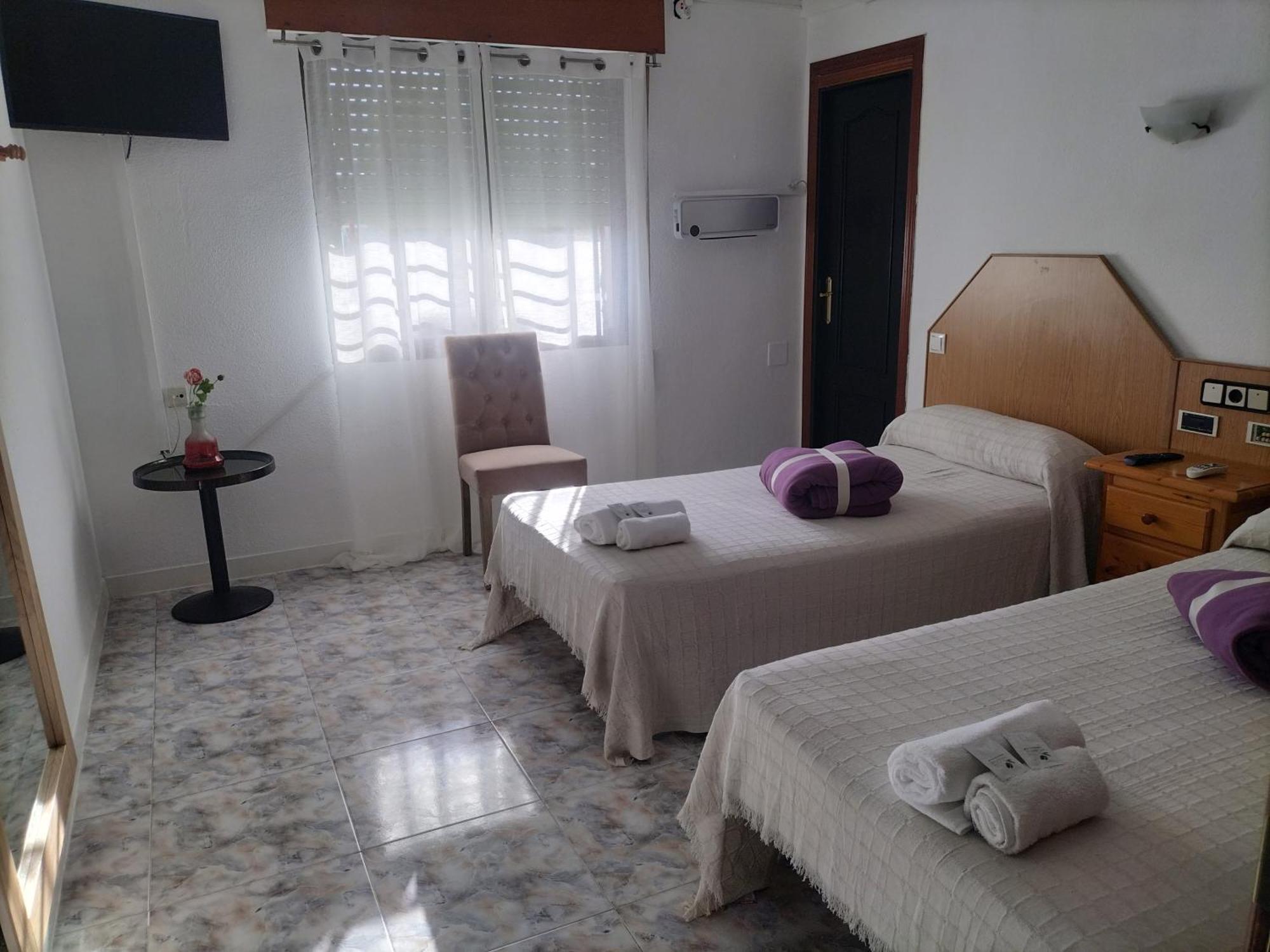 Hostal New York City Sonseca Εξωτερικό φωτογραφία