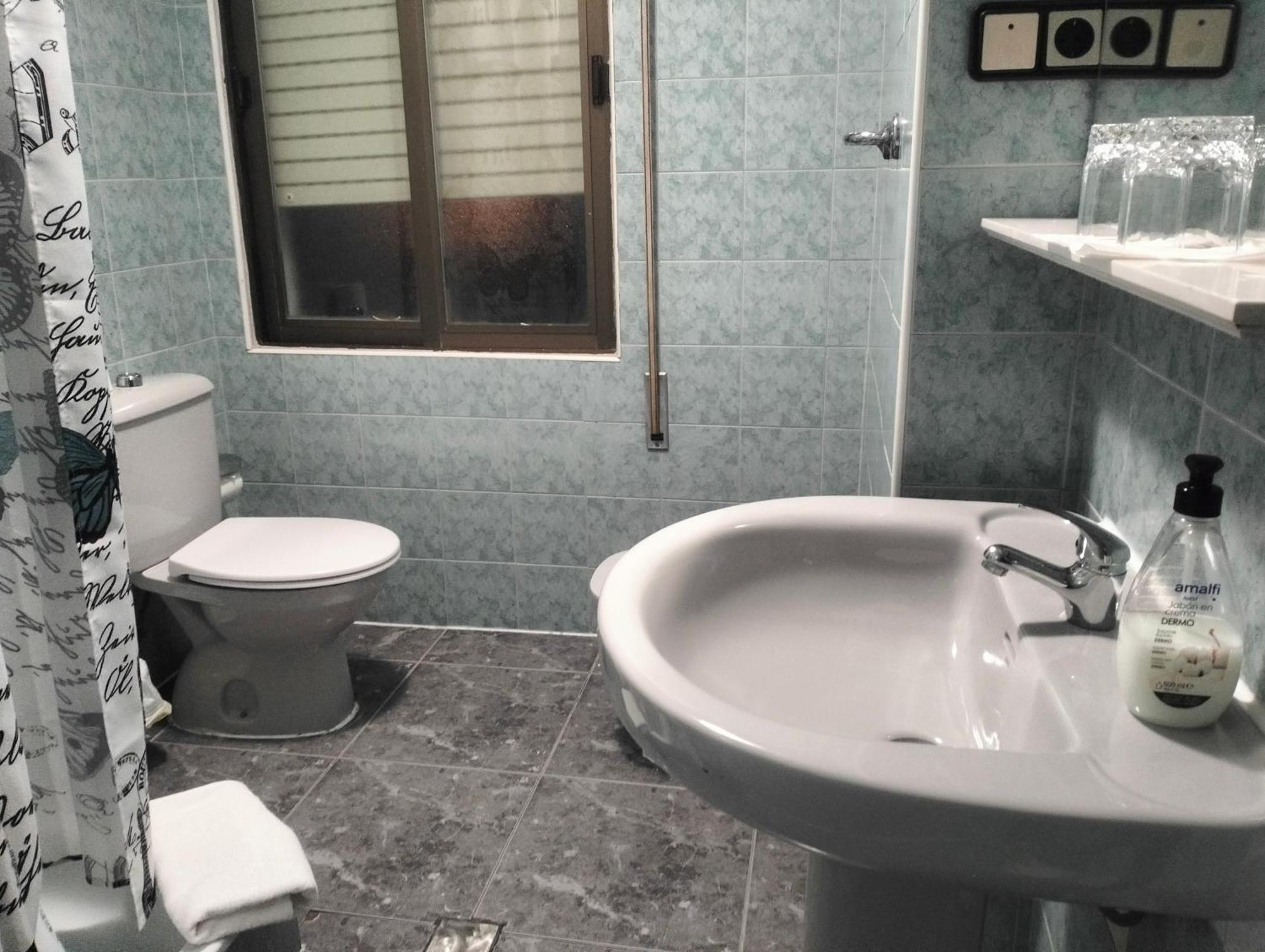 Hostal New York City Sonseca Εξωτερικό φωτογραφία