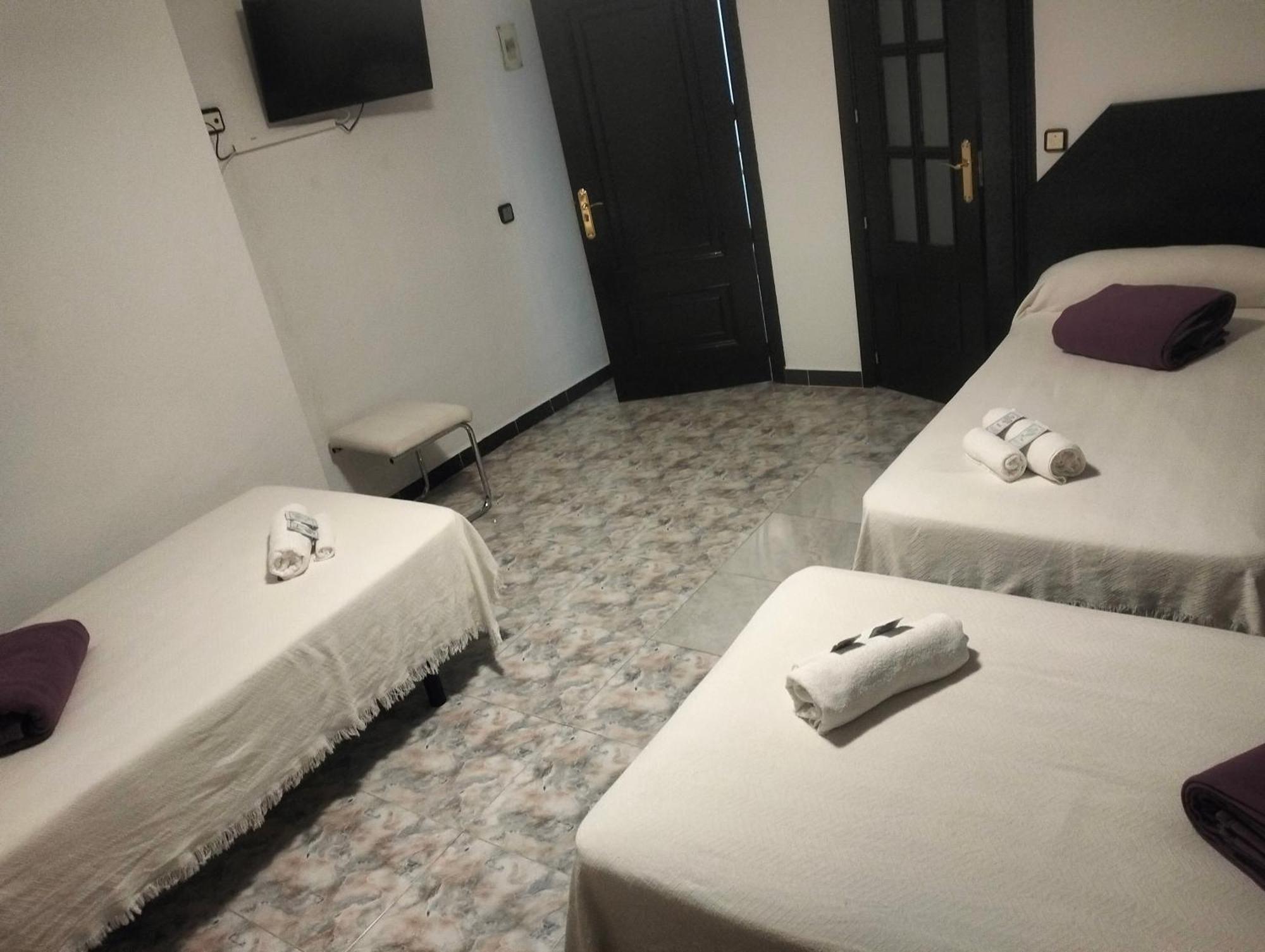 Hostal New York City Sonseca Εξωτερικό φωτογραφία